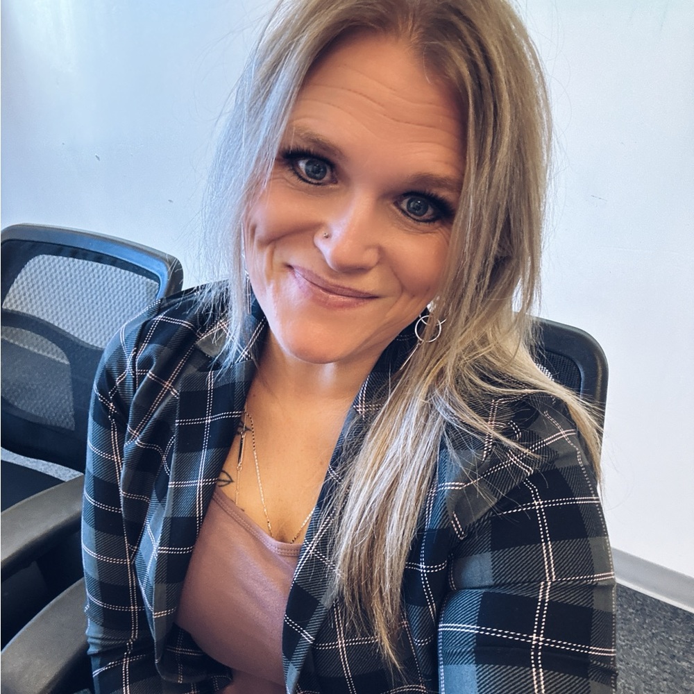 Meet your Posher, Jennifer